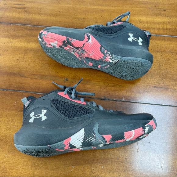 Under Armour 2022 Lockdown 6 GS 'Black Blitz Red' boys youth sneakers - Picture 6 of 11